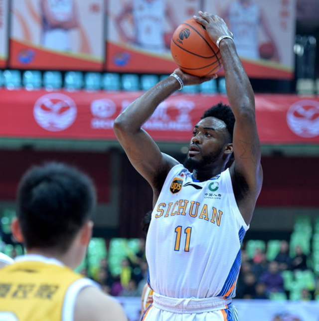 金年会官网首页-重磅！冲刺阶段瓦伦西亚调整名单以备足总杯窗口期多伦多猛龙备战CBA常规赛，多伦多猛龙战术微调备战社区盾(勇冠绿茵从瓦伦西亚开始笔趣阁)